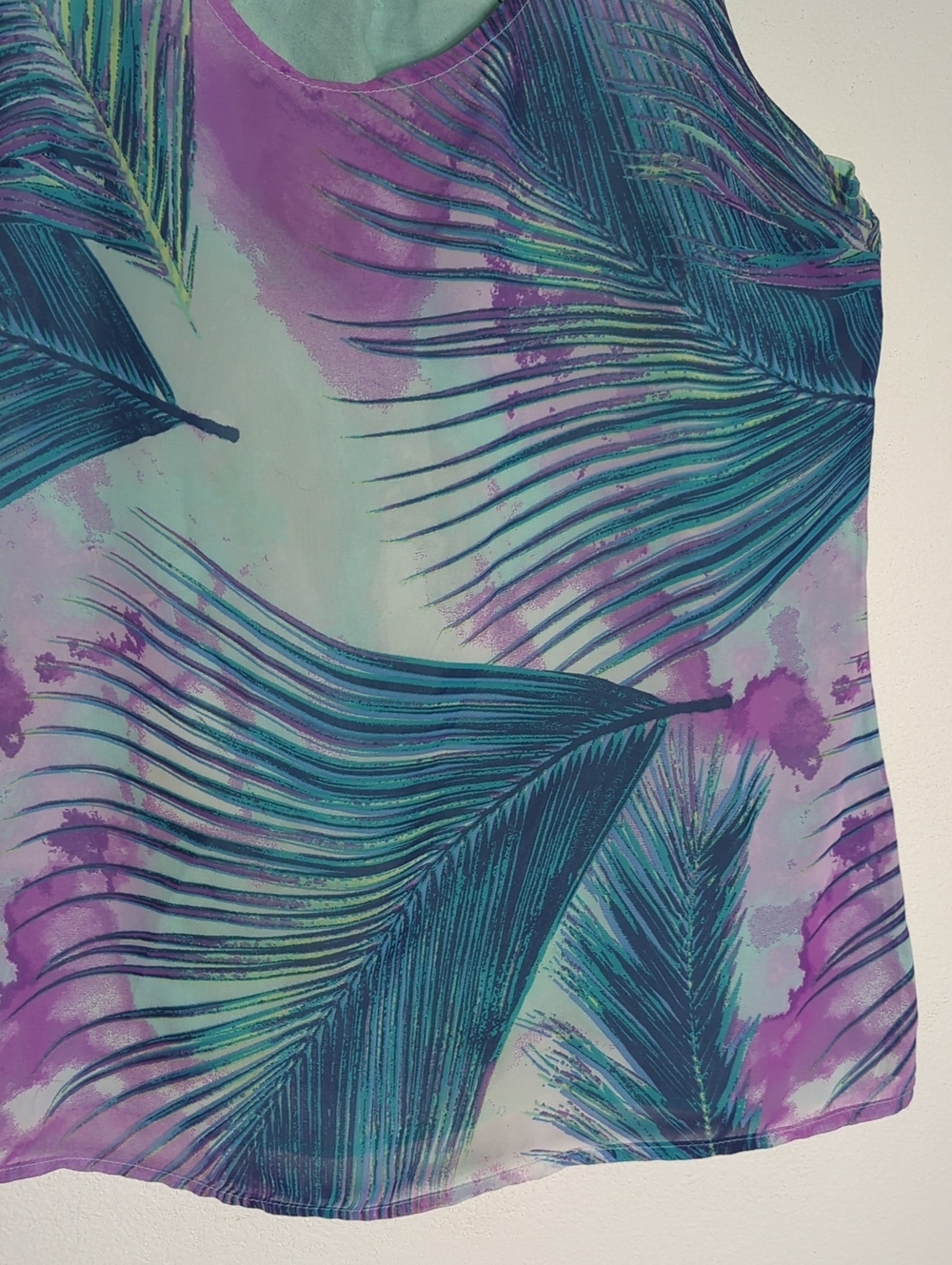 Old Navy Womens Tank Top Lot of 3 Jewel Tone Blues Coastal Boho Flowy Medium - Picture 3 of 16